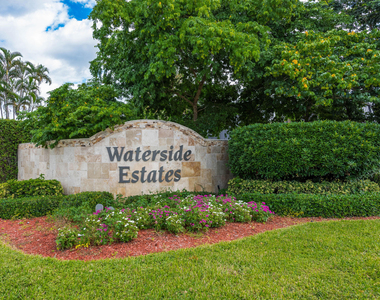 2471 Waterside Drive - Photo Thumbnail 2
