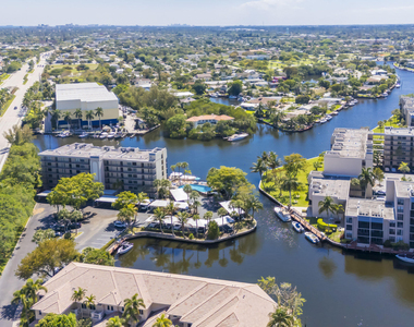 22 Royal Palm Way - Photo Thumbnail 43