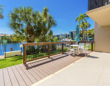 22 Royal Palm Way - Photo Thumbnail 31