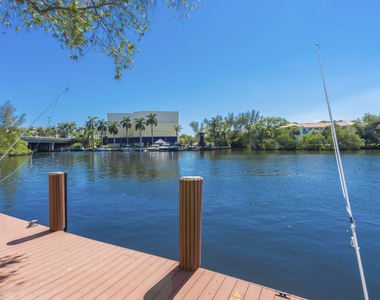 22 Royal Palm Way - Photo Thumbnail 33