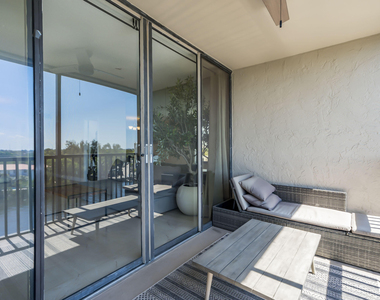 22 Royal Palm Way - Photo Thumbnail 18