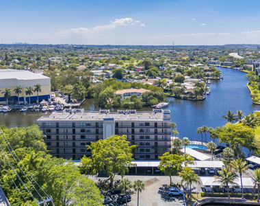 22 Royal Palm Way - Photo Thumbnail 39