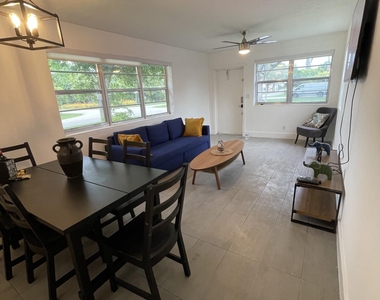 1625 Cleveland Street - Photo Thumbnail 2