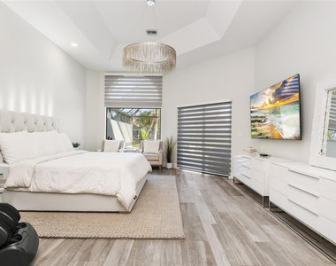 4903 Nw 101st Avenue - Photo Thumbnail 33