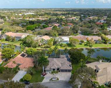 4903 Nw 101st Avenue - Photo Thumbnail 1