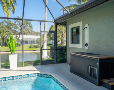 4903 Nw 101st Avenue - Photo Thumbnail 30