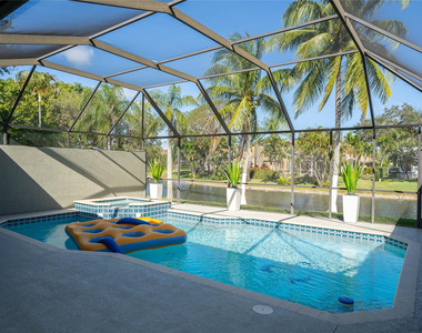 4903 Nw 101st Avenue - Photo Thumbnail 28
