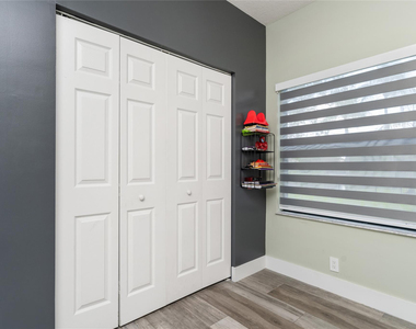 4903 Nw 101st Avenue - Photo Thumbnail 54