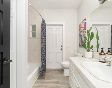 4903 Nw 101st Avenue - Photo Thumbnail 47