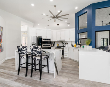 4903 Nw 101st Avenue - Photo Thumbnail 17