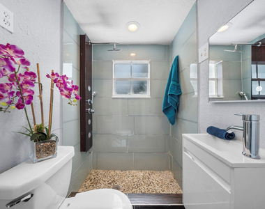 4527 Nw 191st Terrace - Photo Thumbnail 20