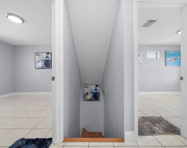 4527 Nw 191st Terrace - Photo Thumbnail 18