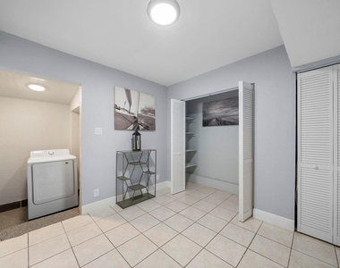 4527 Nw 191st Terrace - Photo Thumbnail 24