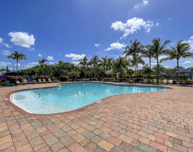 172 Manor Circle - Photo Thumbnail 50