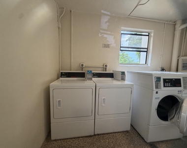 112 Lake Emerald Drive - Photo Thumbnail 19