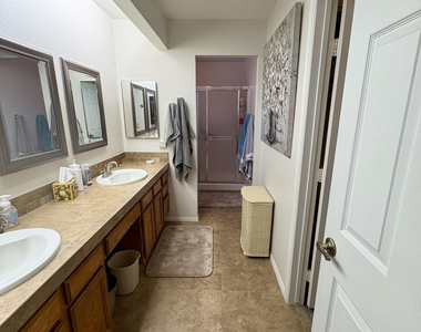 19609 N 98th Drive - Photo Thumbnail 27