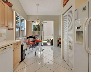 2489 Nw 66th Drive - Photo Thumbnail 13
