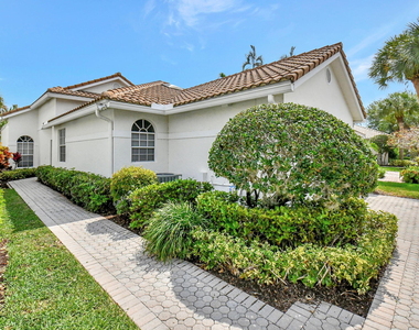 2489 Nw 66th Drive - Photo Thumbnail 2