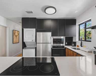1625 Cleveland Street - Photo Thumbnail 15