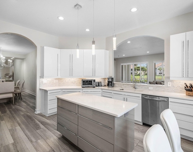 123 Palm Bay Terrace - Photo Thumbnail 10