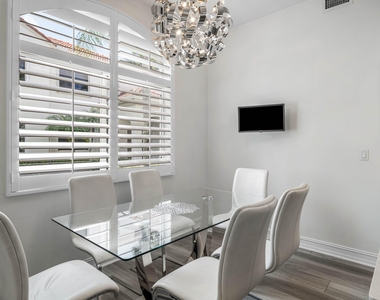 123 Palm Bay Terrace - Photo Thumbnail 11