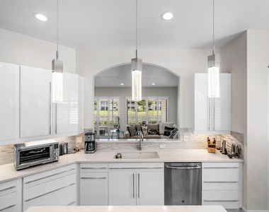 123 Palm Bay Terrace - Photo Thumbnail 12