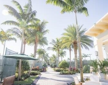 123 Palm Bay Terrace - Photo Thumbnail 40
