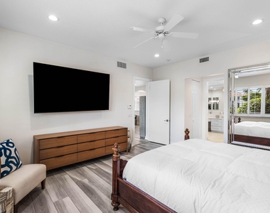 123 Palm Bay Terrace - Photo Thumbnail 18