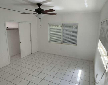 51 Edgewater Drive - Photo Thumbnail 5