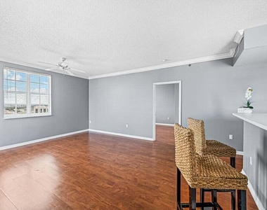 616 Clearwater Park Road - Photo Thumbnail 12