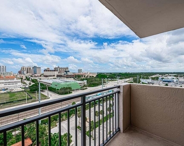 616 Clearwater Park Road - Photo Thumbnail 26