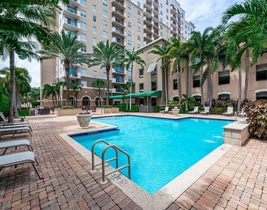 616 Clearwater Park Road - Photo Thumbnail 32