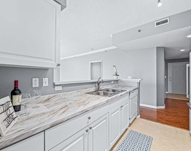 616 Clearwater Park Road - Photo Thumbnail 6