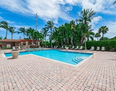 616 Clearwater Park Road - Photo Thumbnail 31