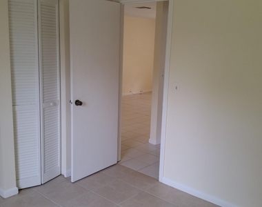 460 Fleming Avenue - Photo Thumbnail 18