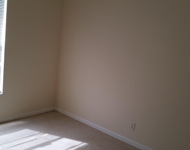 460 Fleming Avenue - Photo Thumbnail 16