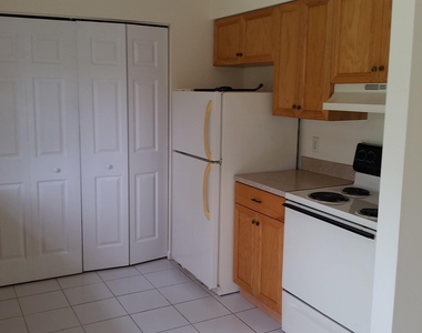 460 Fleming Avenue - Photo Thumbnail 2