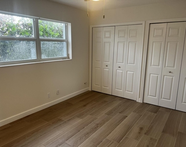 609 Ne 6th Court - Photo Thumbnail 6