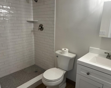 609 Ne 6th Court - Photo Thumbnail 9