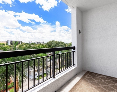 233 S Federal Highway - Photo Thumbnail 21