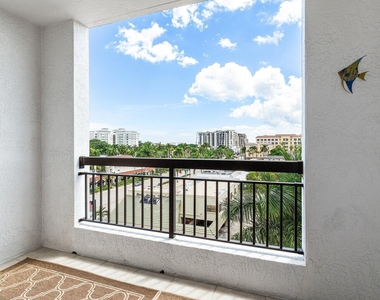 233 S Federal Highway - Photo Thumbnail 20