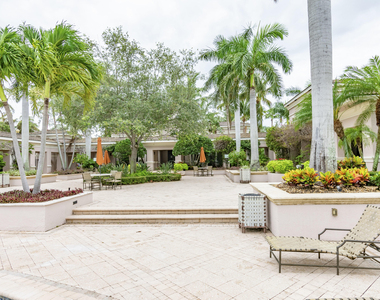 2803 Sarento Place - Photo Thumbnail 41