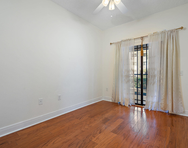 2803 Sarento Place - Photo Thumbnail 9