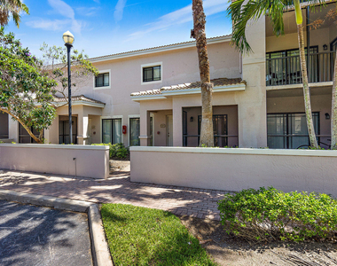 2803 Sarento Place - Photo Thumbnail 3