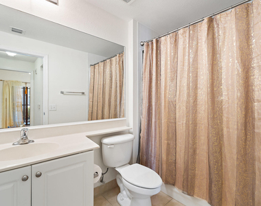 2803 Sarento Place - Photo Thumbnail 10