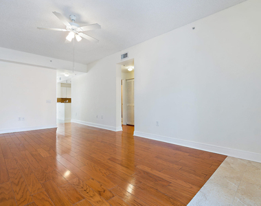 2803 Sarento Place - Photo Thumbnail 7
