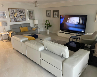 4900 N Ocean Boulevard - Photo Thumbnail 2