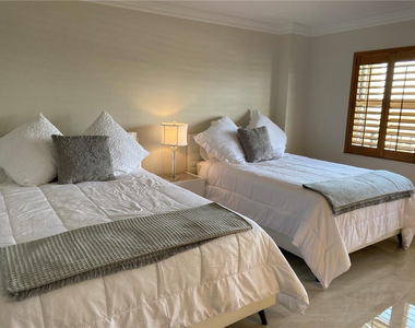 4900 N Ocean Boulevard - Photo Thumbnail 11