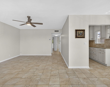 3402 Cynthia Lane - Photo Thumbnail 11