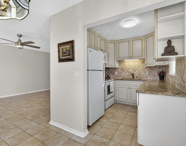3402 Cynthia Lane - Photo Thumbnail 18